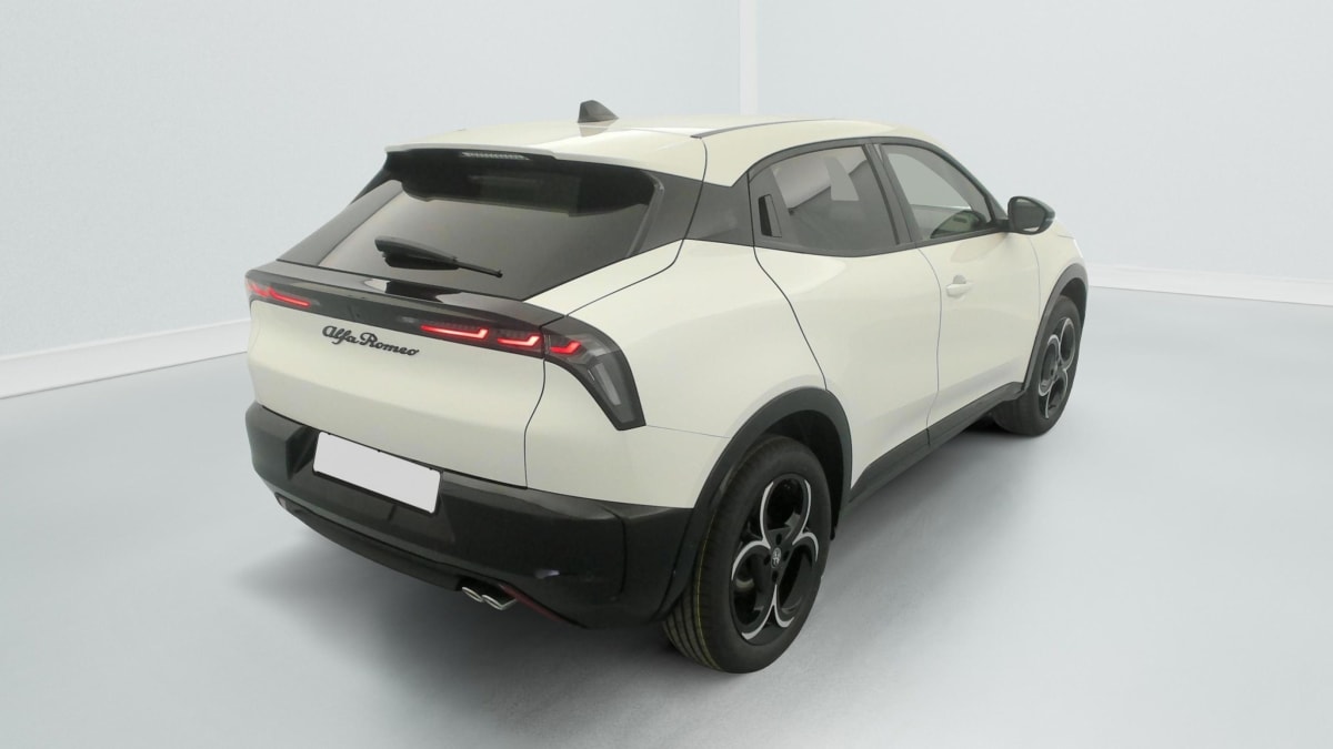 Alfa Romeo Junior - Image 7