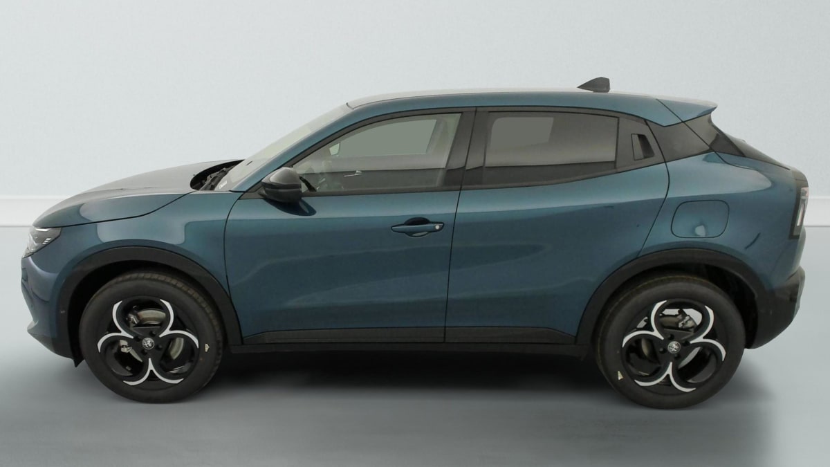 Alfa Romeo Junior - Image 5