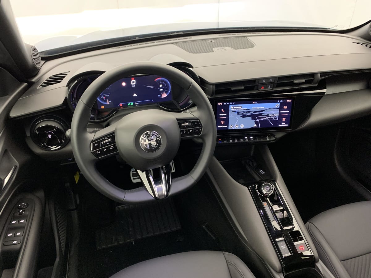 Alfa Romeo Junior - Image 16