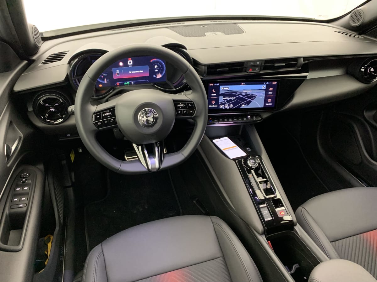 Alfa Romeo Junior - Image 15