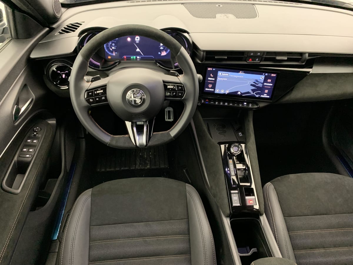 Alfa Romeo Junior - Image 13