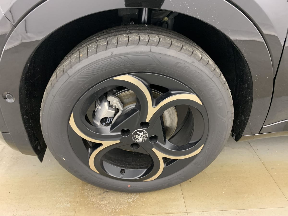 Alfa Romeo Junior - Image 21