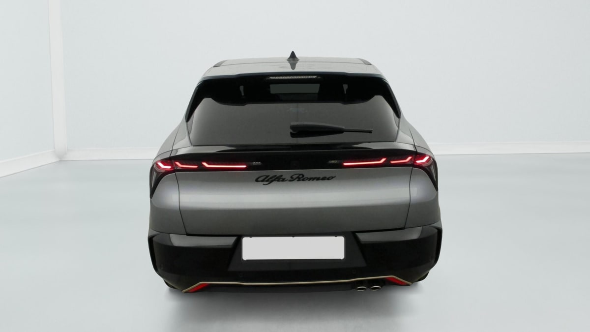 Alfa Romeo Junior - Image 6