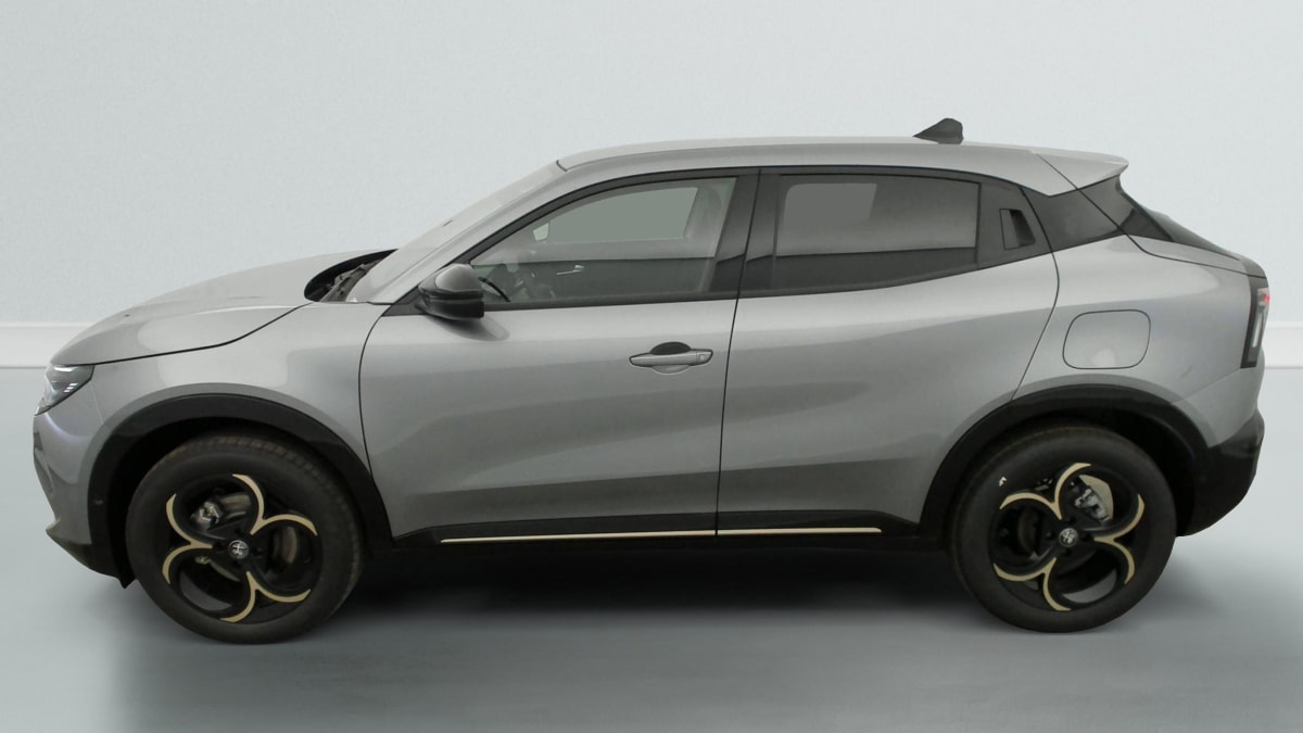 Alfa Romeo Junior - Image 4