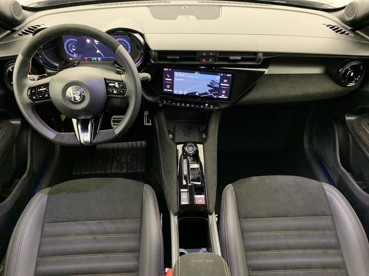 Alfa Romeo Junior - Image 12