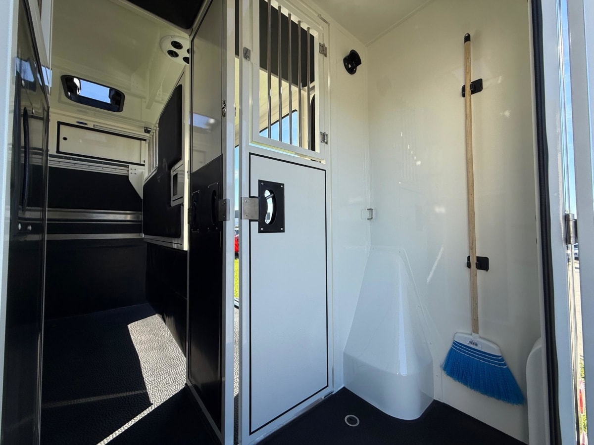 Ameline HARAS 3 PLACES - Image 14