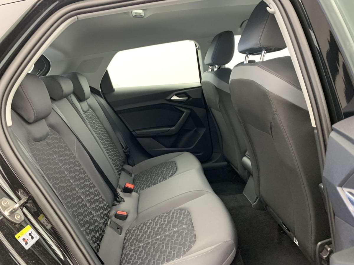 AUDI A1 SPORTBACK 30 TFSI 116 CH S TRONIC 7 DESIGN