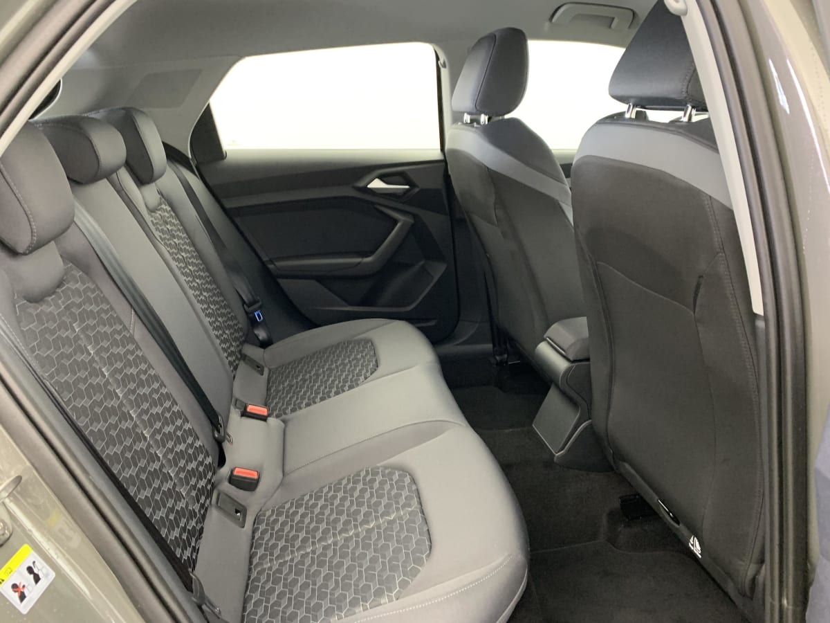 AUDI A1 SPORTBACK 30 TFSI 116 CH S TRONIC 7 DESIGN