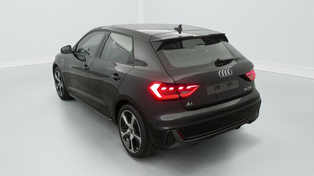 AUDI A1 SPORTBACK 30 TFSI 116 CH S TRONIC 7 DESIGN
