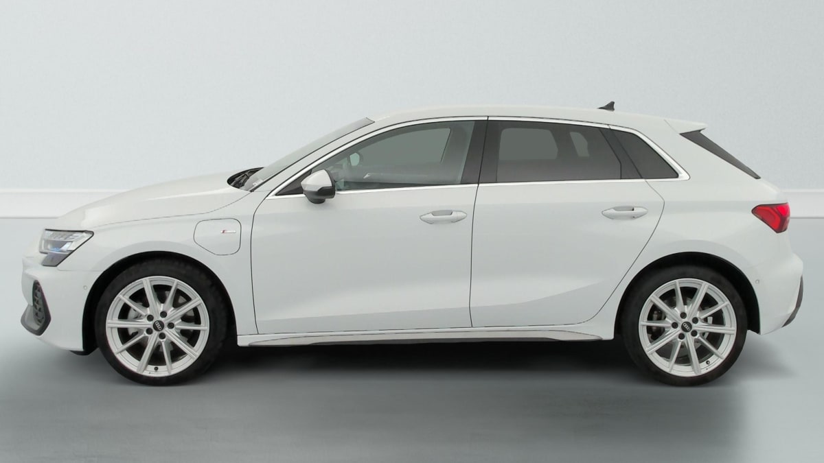Audi A3 SPORTBACK - Image 4