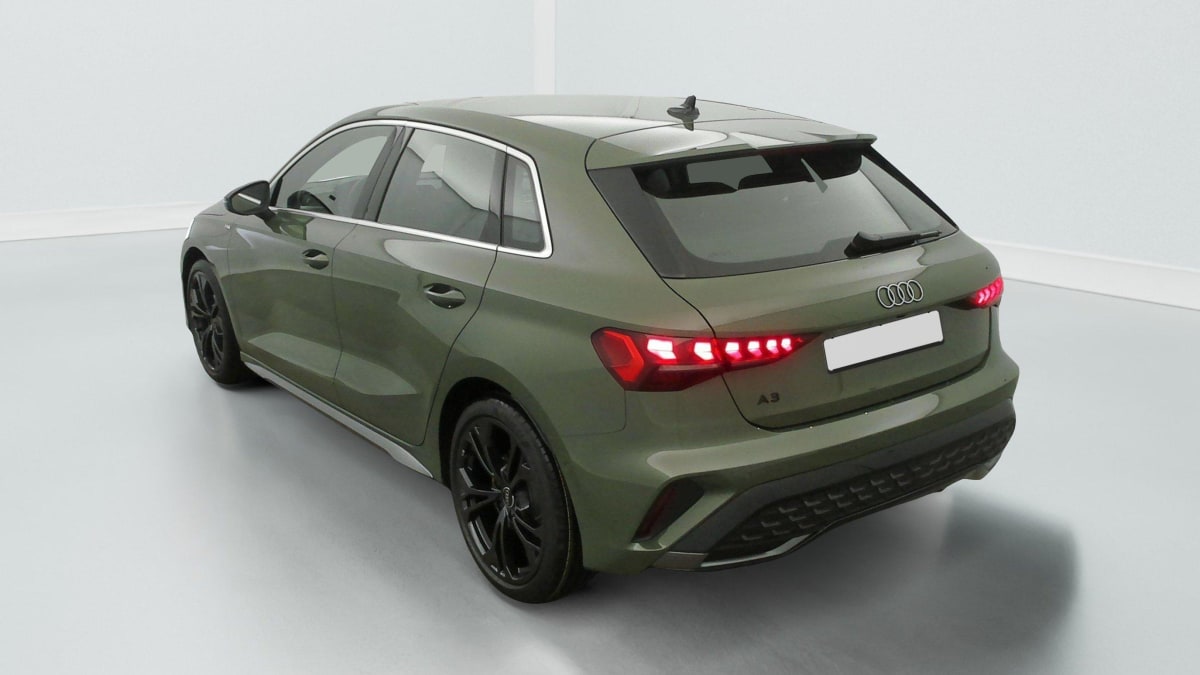 AUDI A3 SPORTBACK 35 TFSI MILD HYBRID 150 S TRONIC 7 S LINE