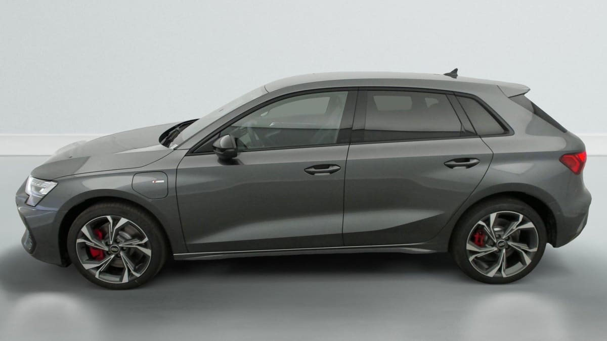 AUDI A3 SPORTBACK 45 TFSI E HYBRIDE RECHARGEABLE 272 S TRONIC 6 S LINE