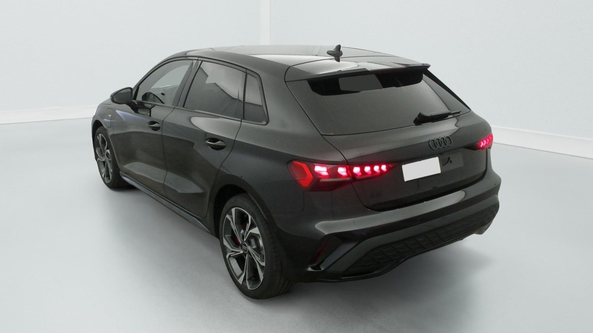 AUDI A3 SPORTBACK 45 TFSI E HYBRIDE RECHARGEABLE 272 S TRONIC 6 S LINE