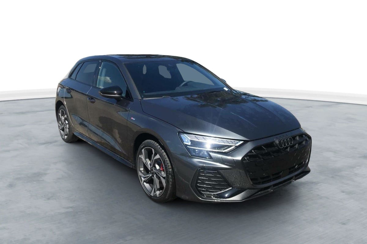 AUDI A3 - SPORTBACK 45 TFSI E HYBRIDE RECHARGEABLE 272 S TRONIC 6 S LINE