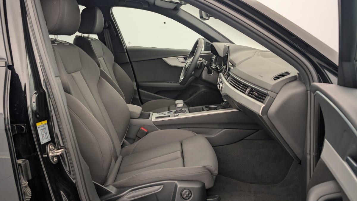 AUDI A4 AVANT 40 TDI 204 S TRONIC 7 BUSINESS EXECUTIVE