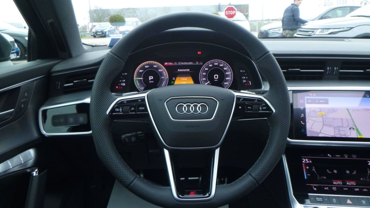 AUDI A6 AVANT A6 AVANT 55 TFSIE 367 CH S TRONIC 7 QUATTRO COMPETITION