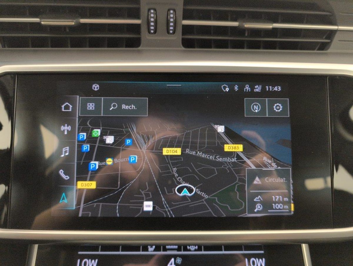 Audi A6 AVANT - Image 17
