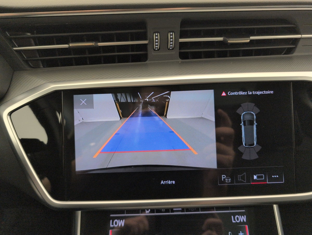 Audi A6 AVANT - Image 17