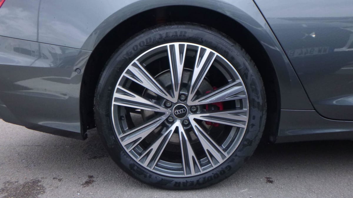 AUDI A6 AVANT A6 AVANT 55 TFSIE 367 CH S TRONIC 7 QUATTRO COMPETITION