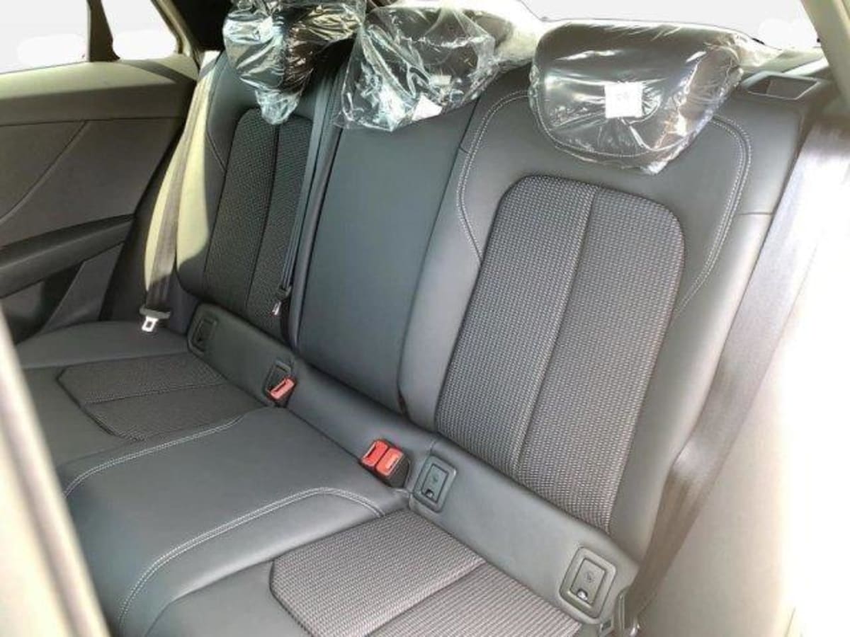 AUDI Q2 35 TDI 150 S TRONIC 7 S LINE
