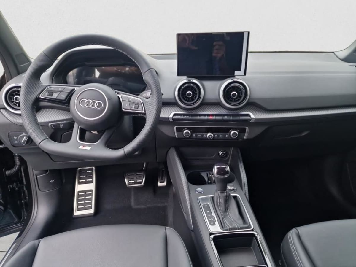 AUDI Q2 35 TDI 150 S TRONIC 7 S LINE