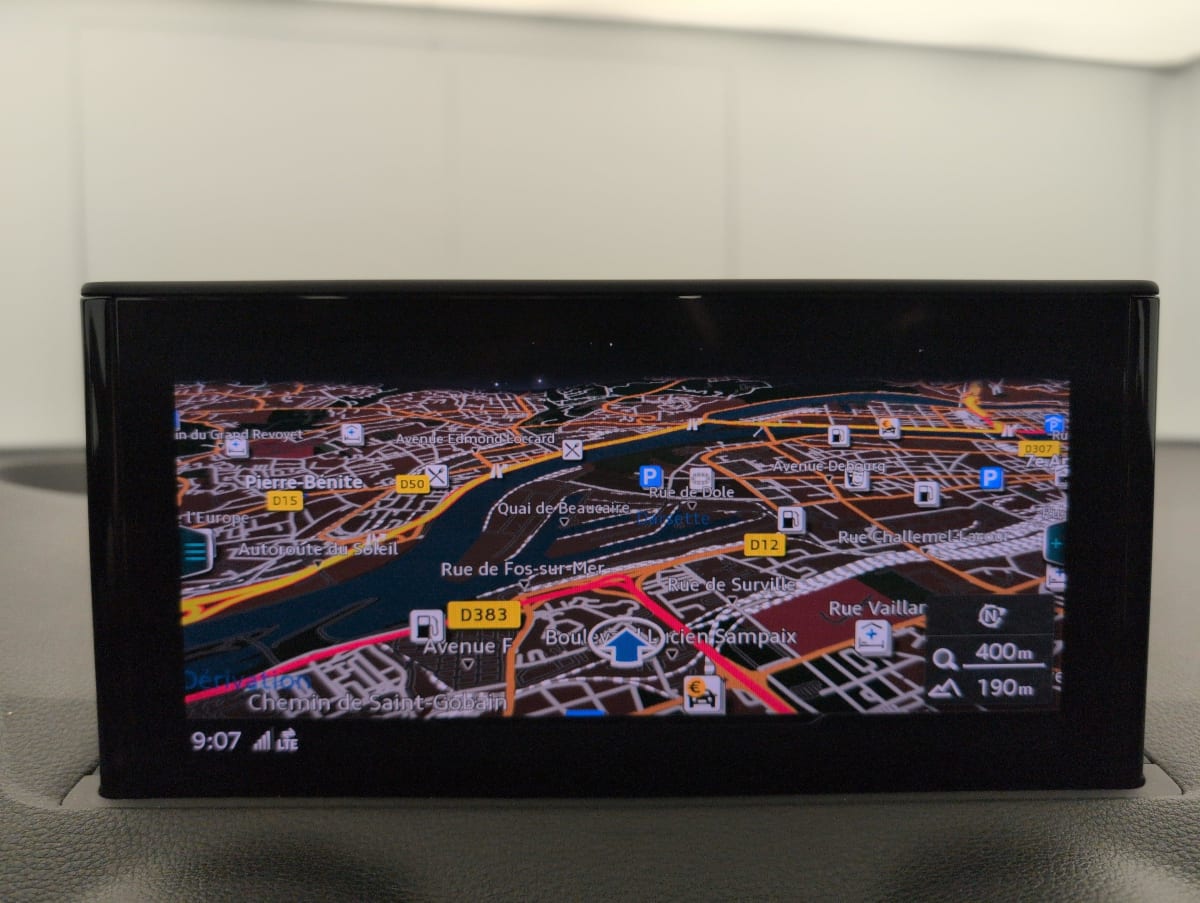 Audi Q2 - Image 18