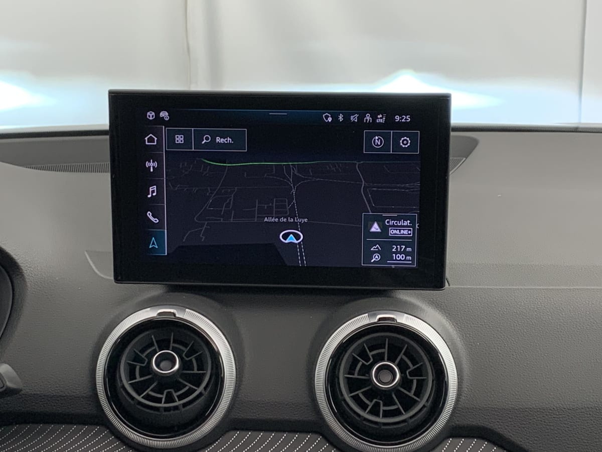 Audi Q2 - Image 17