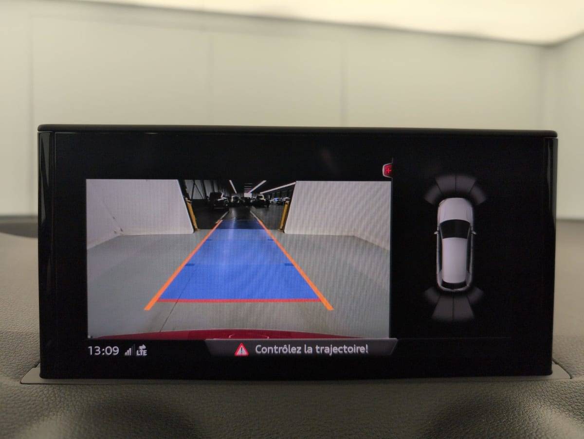 Audi Q2 - Image 17