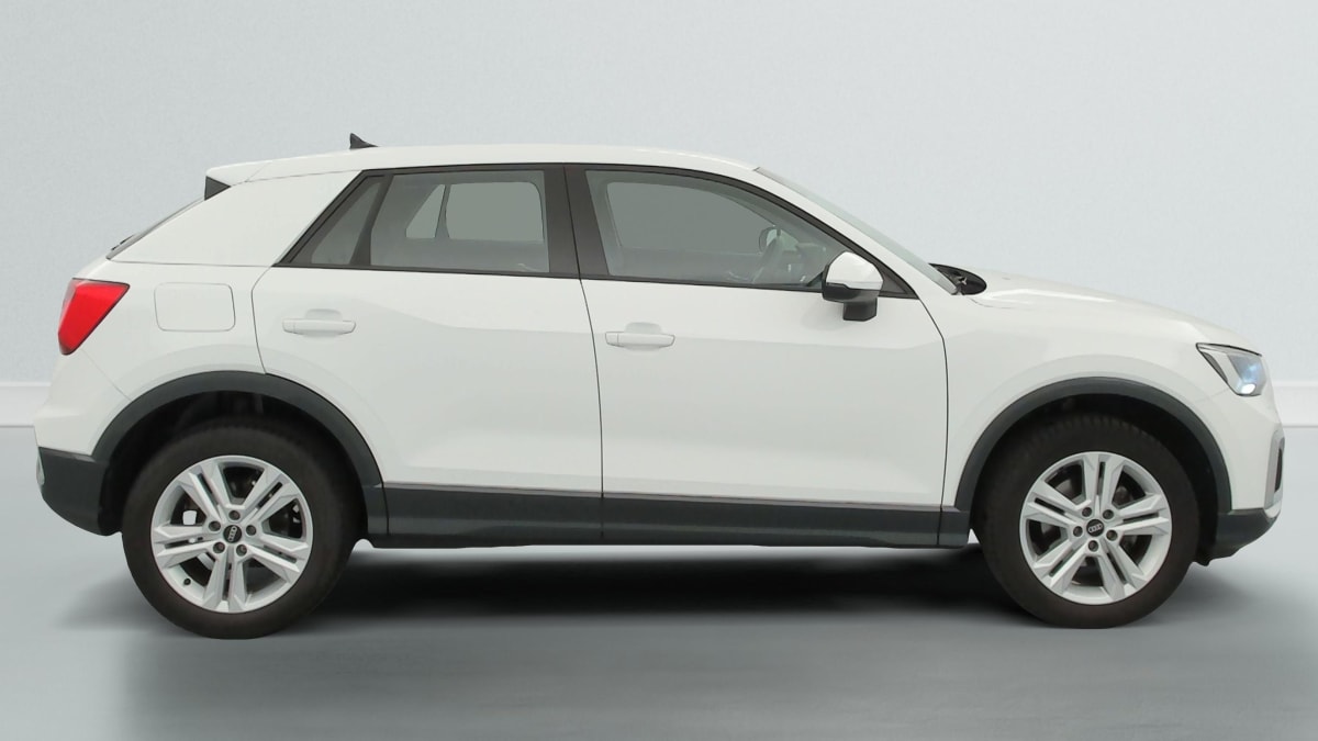 Audi Q2 - Image 8