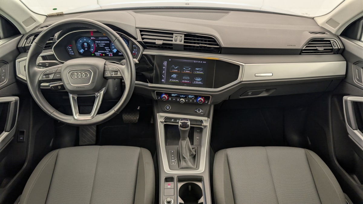 Audi Q3 - Image 13
