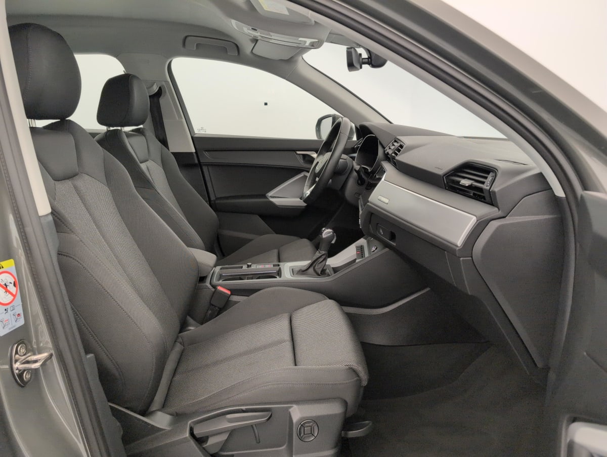 Audi Q3 - Image 9