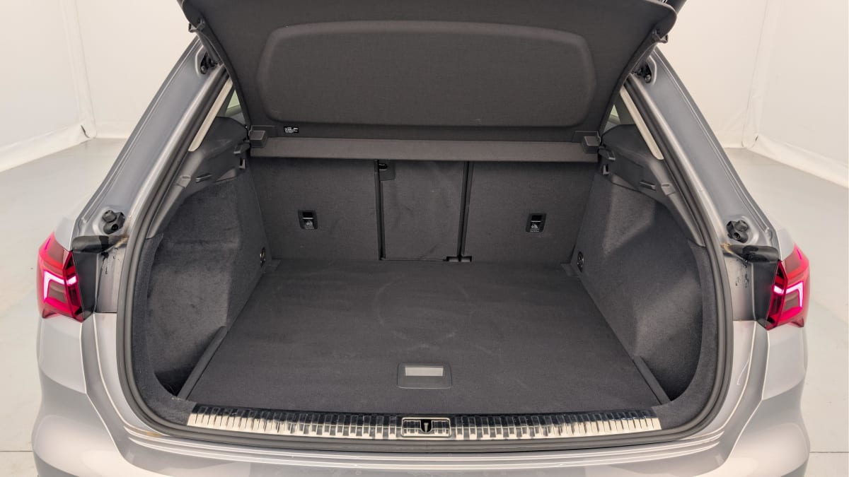 Audi Q3 - Image 11