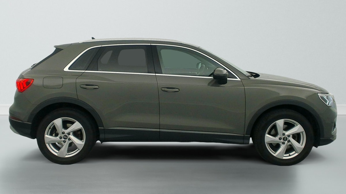 Audi Q3 - Image 8