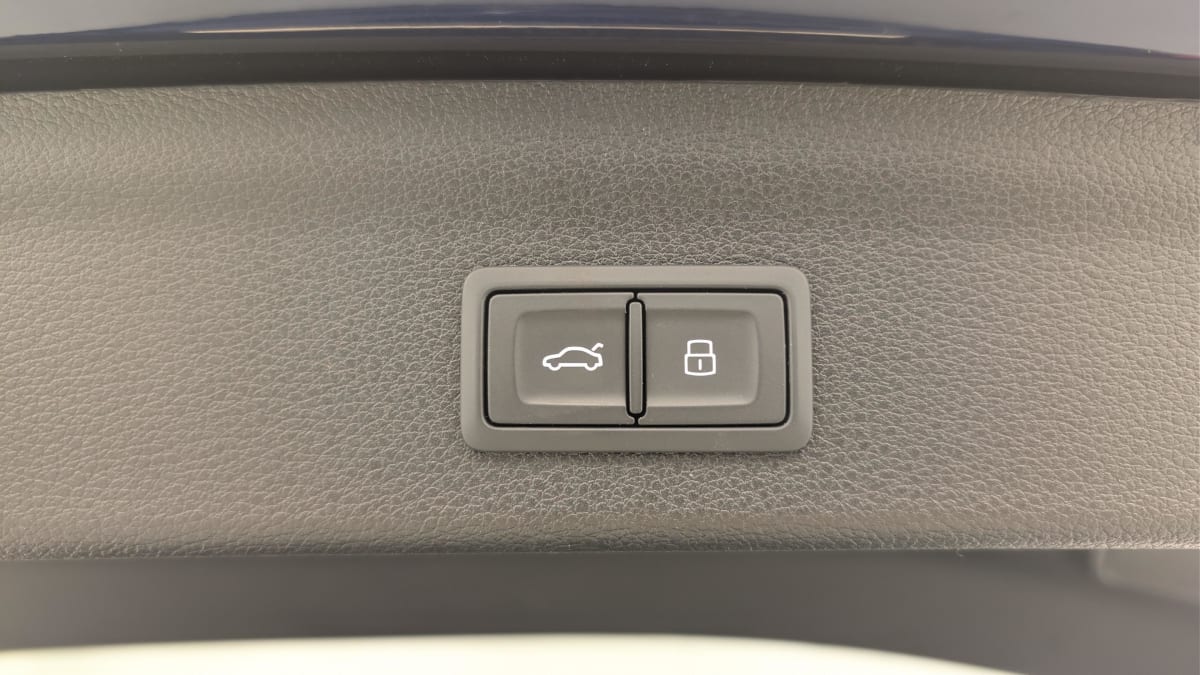 Audi Q3 - Image 22