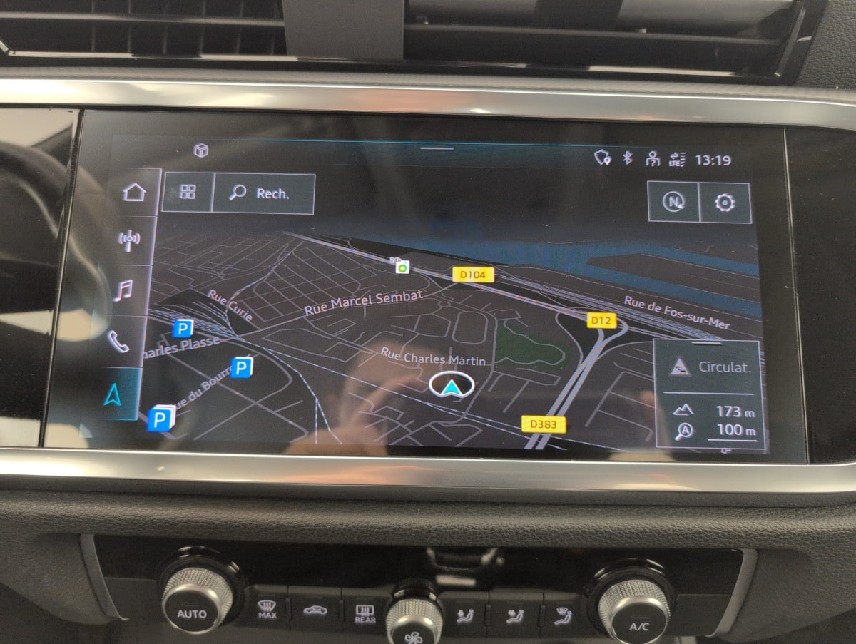Audi Q3 - Image 19