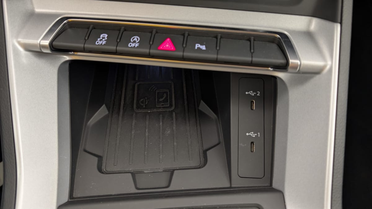 Audi Q3 - Image 20