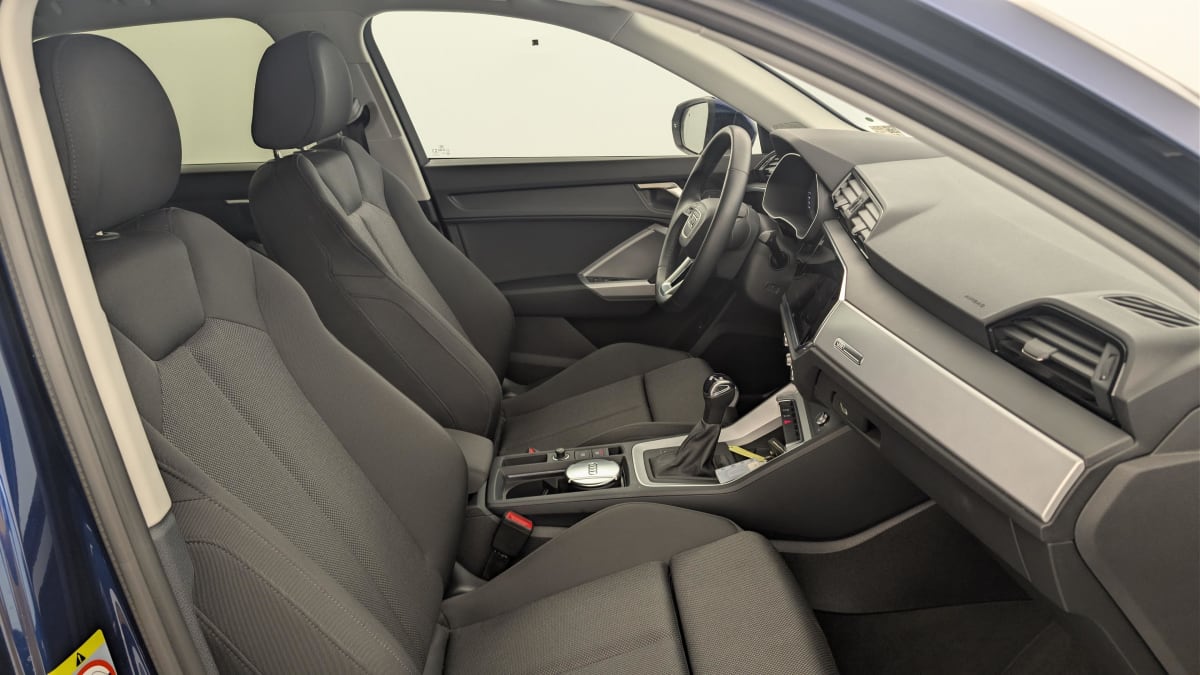 Audi Q3 - Image 9