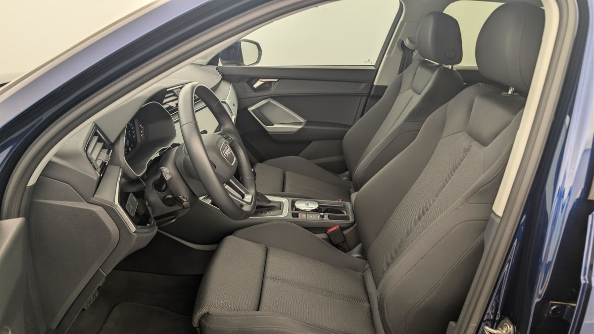 Audi Q3 - Image 16