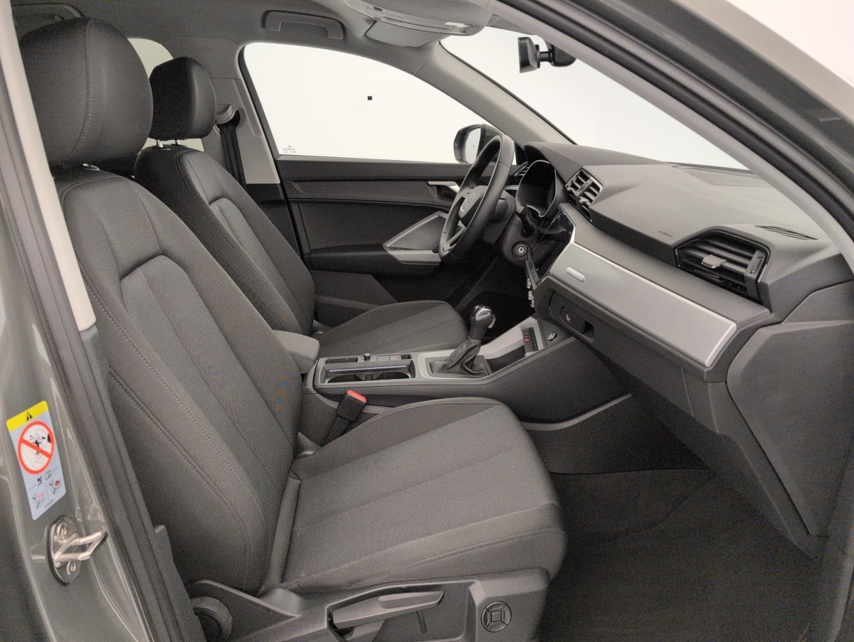 Audi Q3 - Image 9