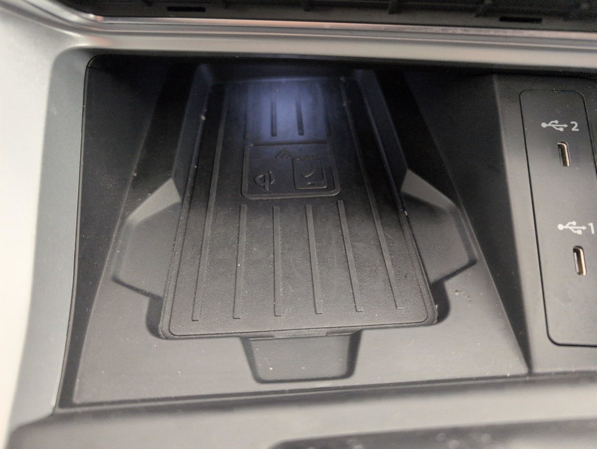 Audi Q3 - Image 17