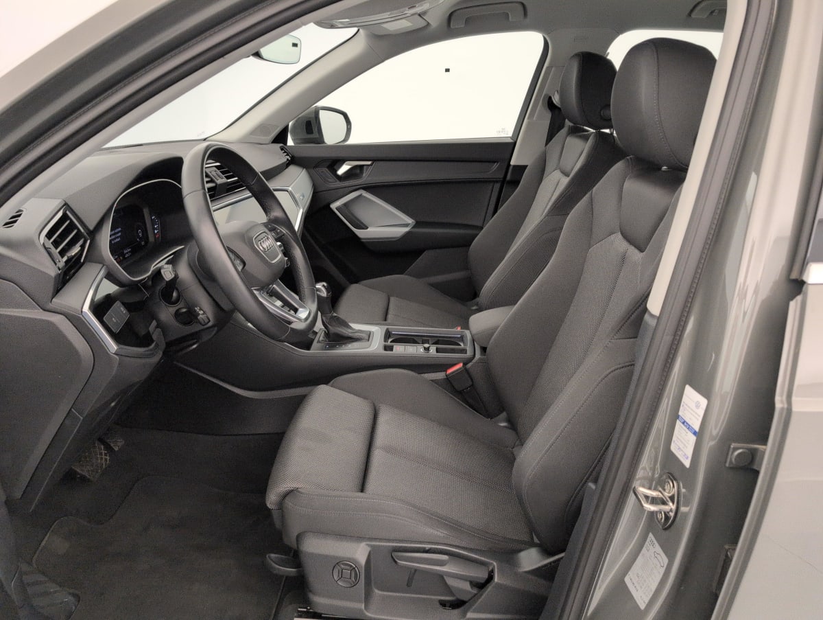 Audi Q3 - Image 16