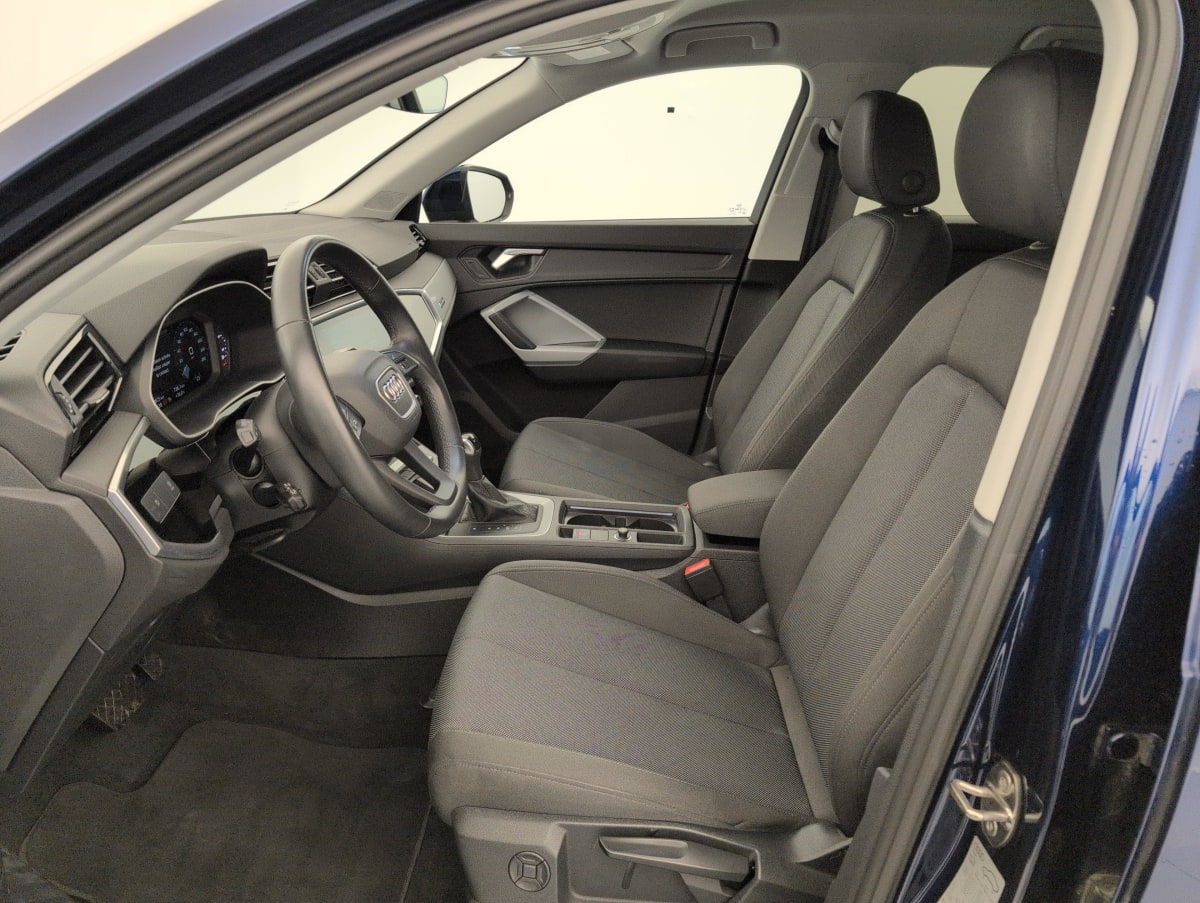 Audi Q3 - Image 18