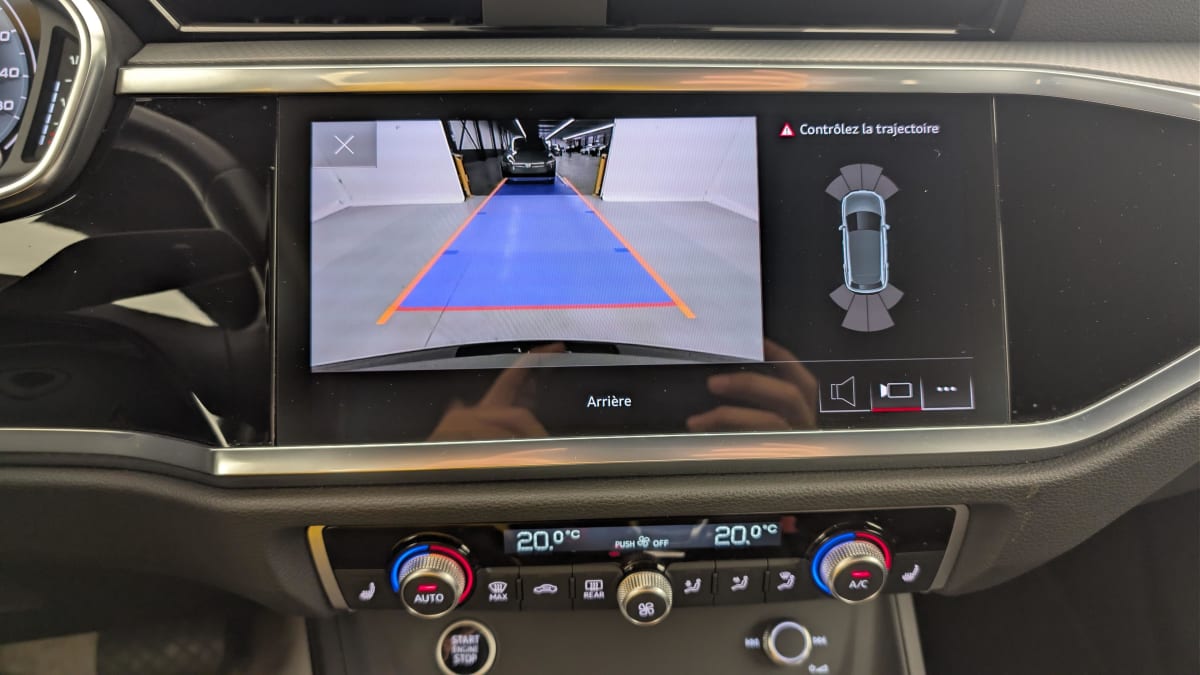 Audi Q3 - Image 18