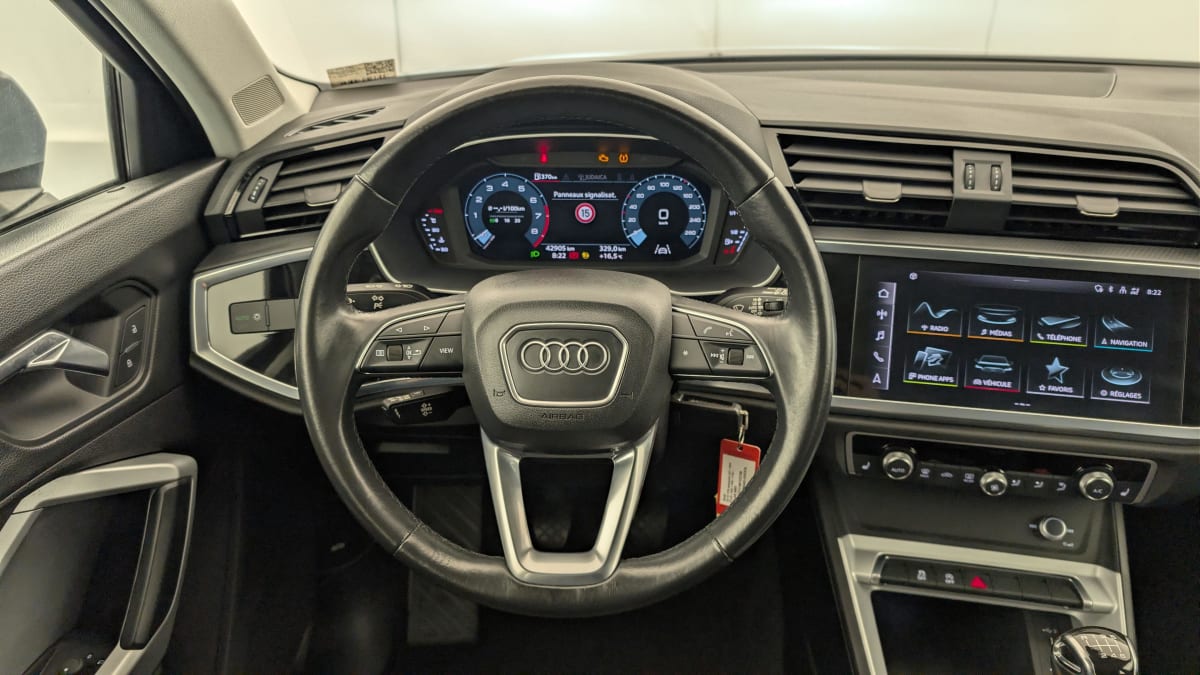 Audi Q3 - Image 14
