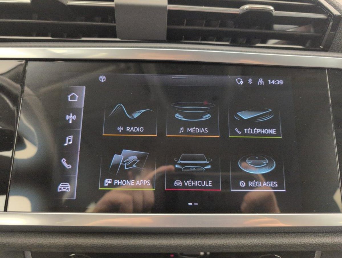Audi Q3 - Image 20
