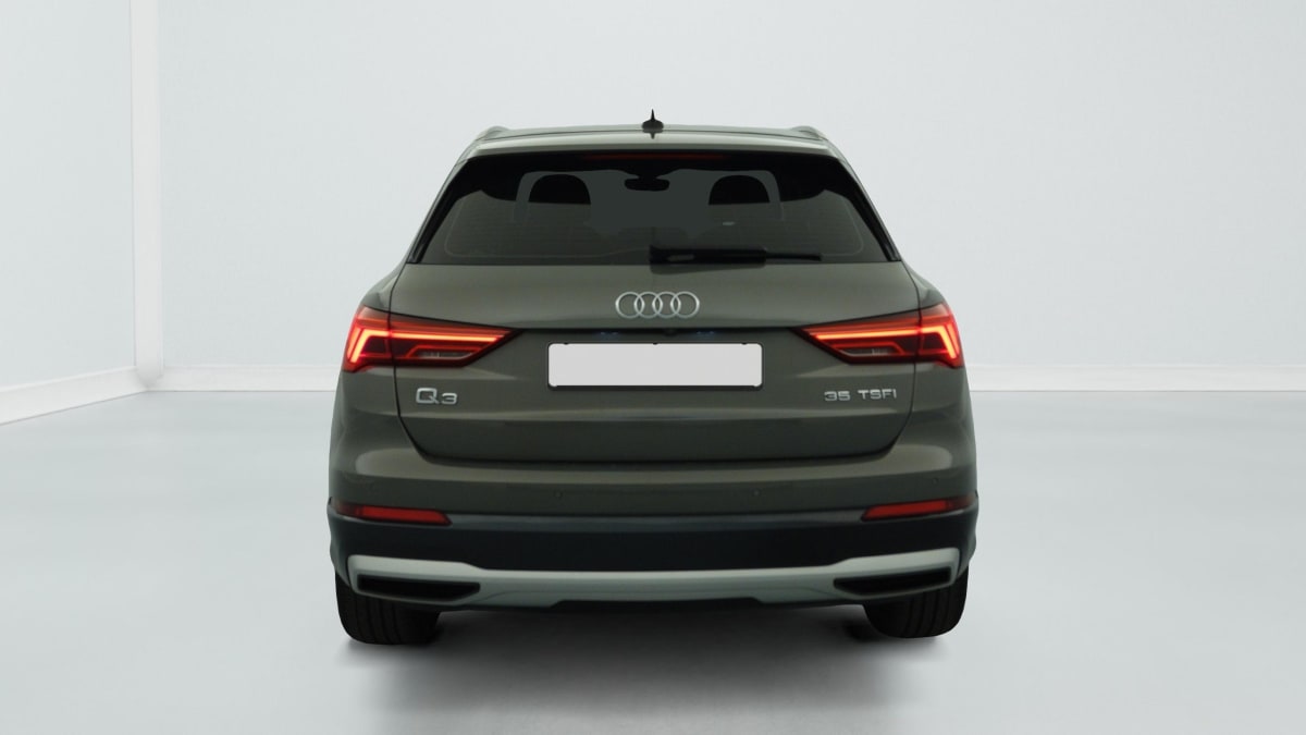 Audi Q3 - Image 6