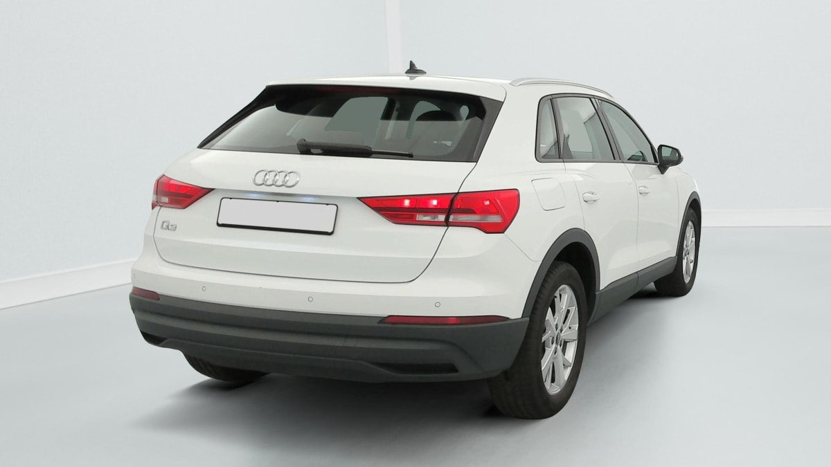 Audi Q3 - Image 7