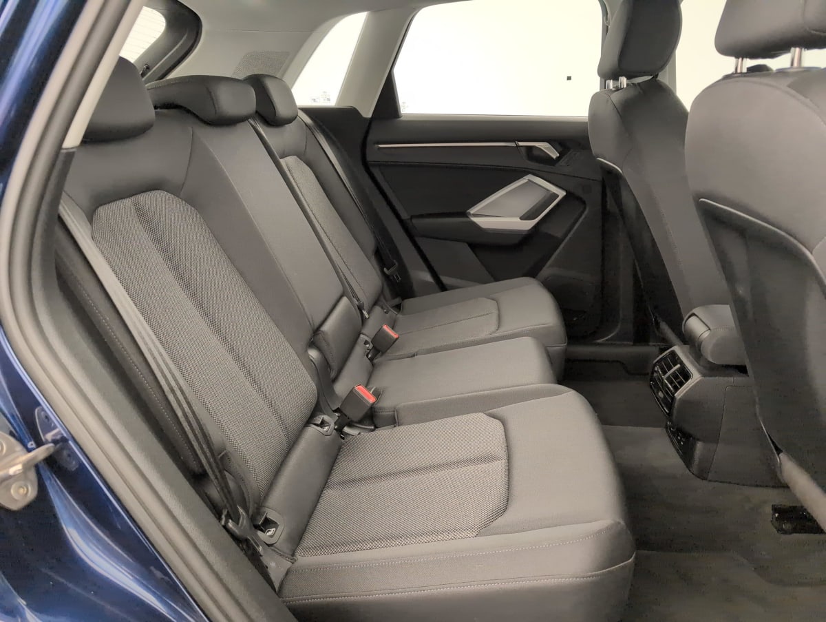 Audi Q3 - Image 10