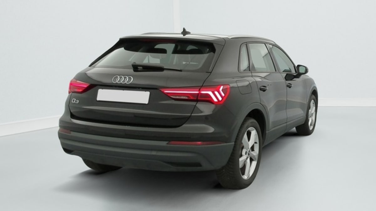 Audi Q3 - Image 7