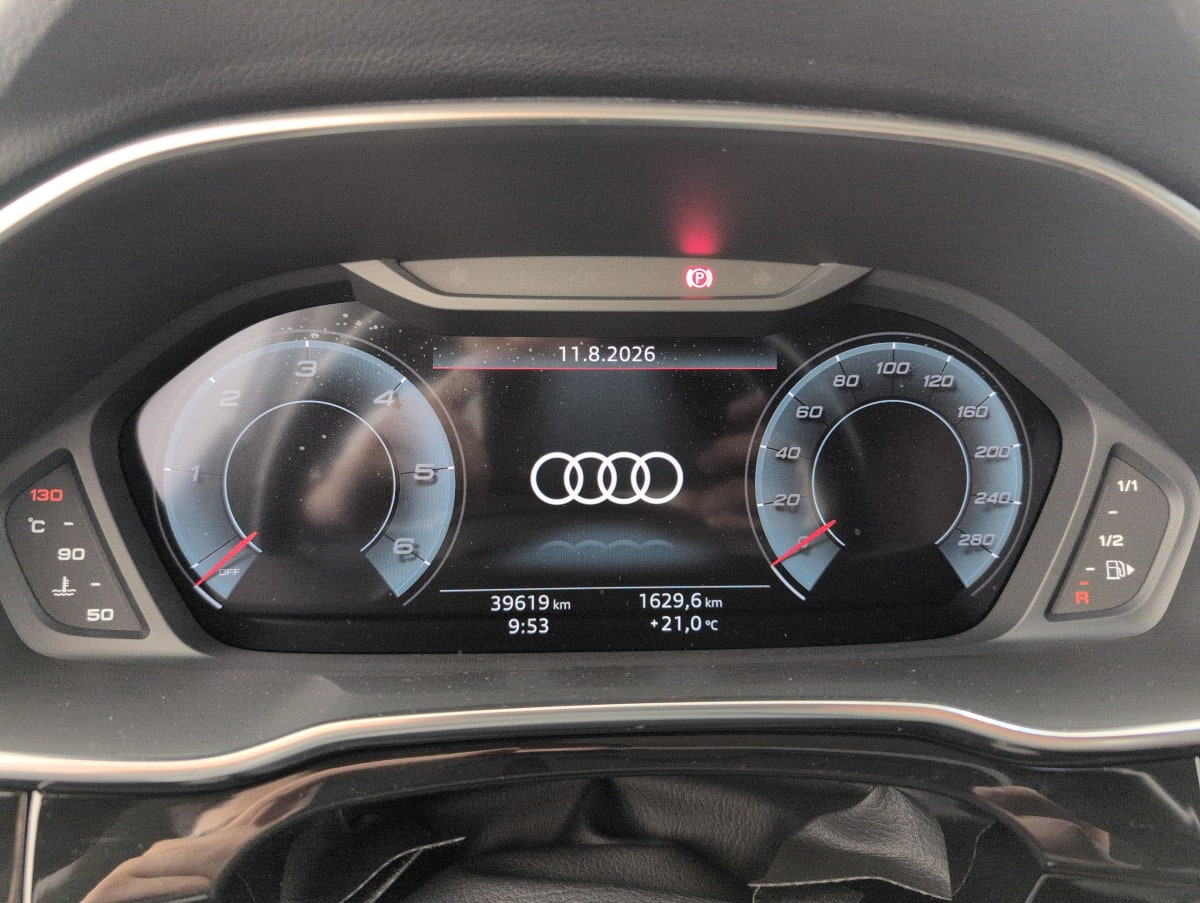 Audi Q3 - Image 22